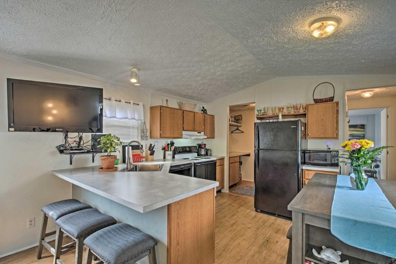 Bright Pensacola Home With Backyard - Pets Welcome! Экстерьер фото