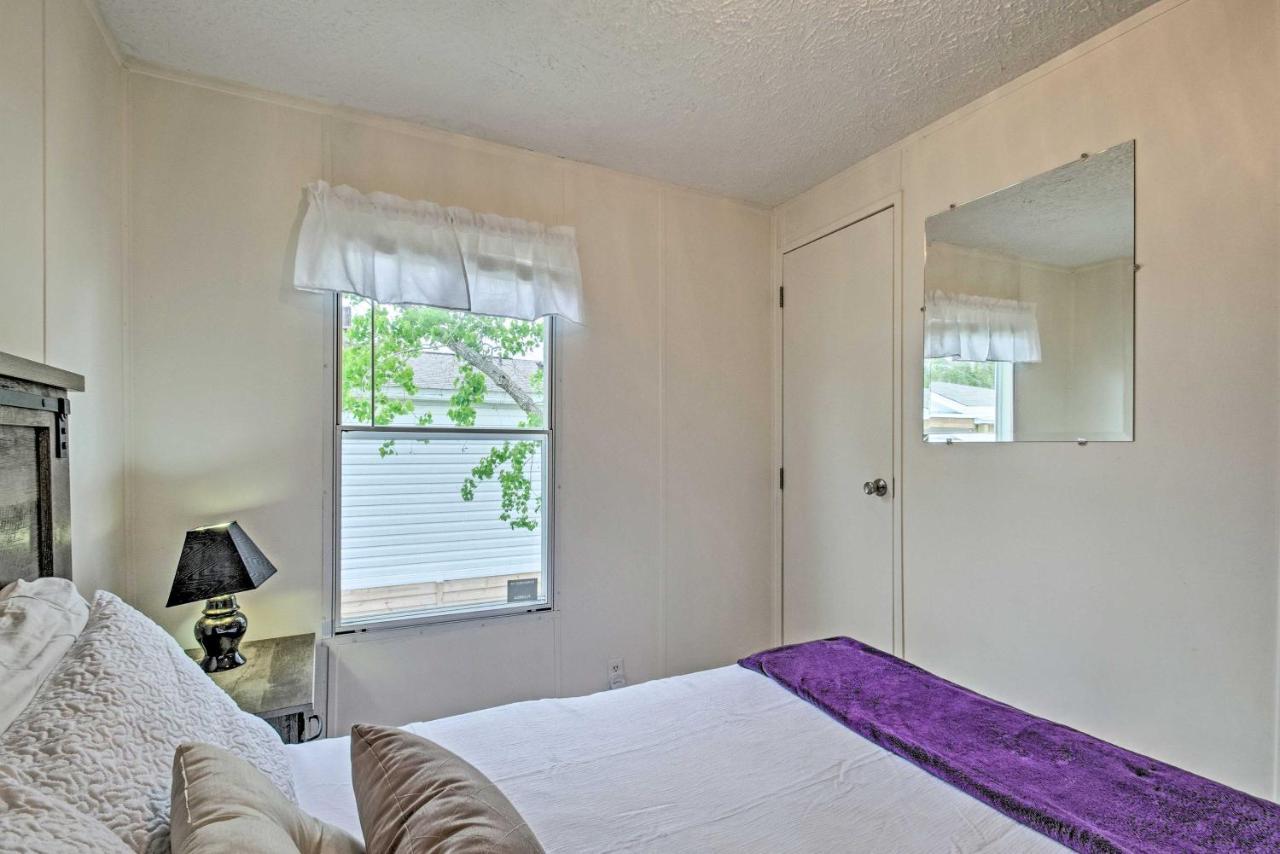 Bright Pensacola Home With Backyard - Pets Welcome! Экстерьер фото