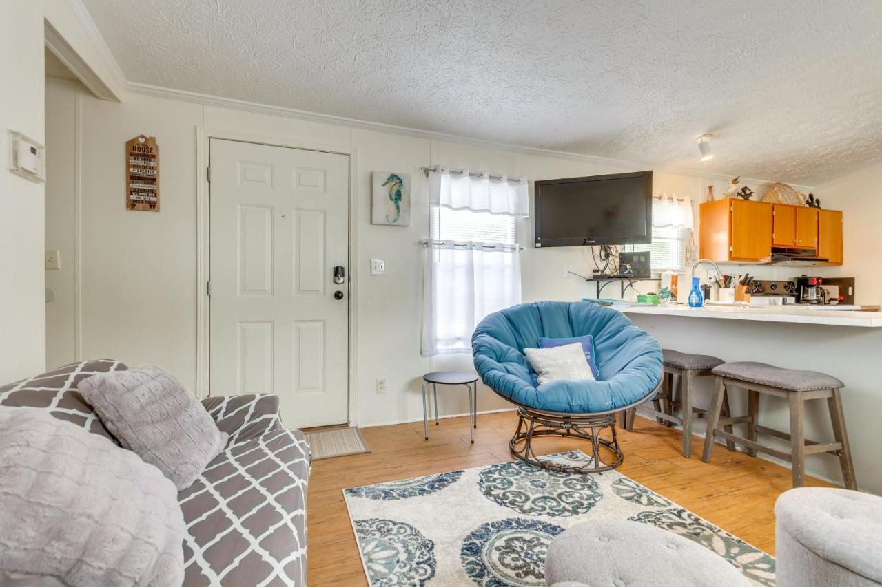 Bright Pensacola Home With Backyard - Pets Welcome! Экстерьер фото