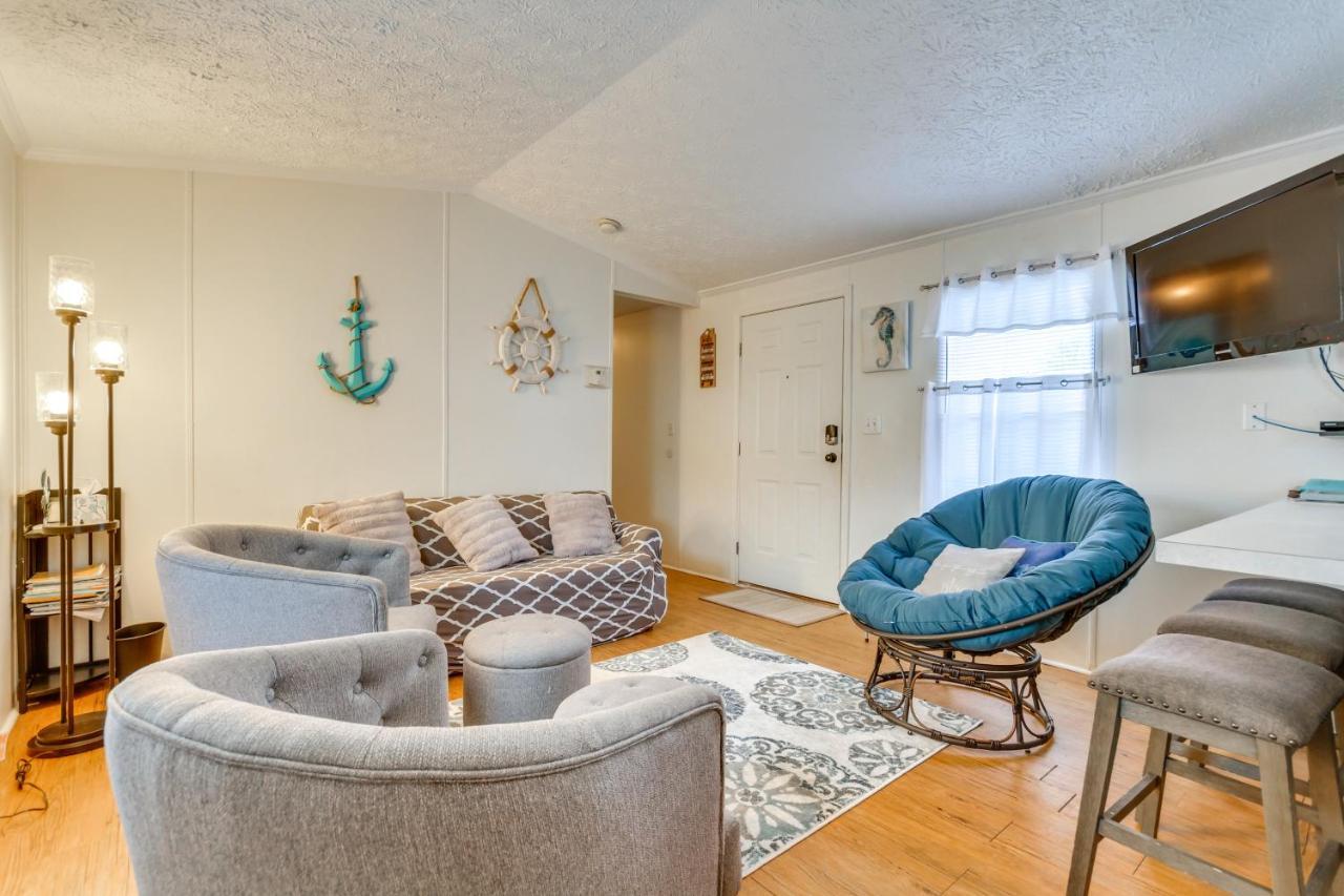 Bright Pensacola Home With Backyard - Pets Welcome! Экстерьер фото